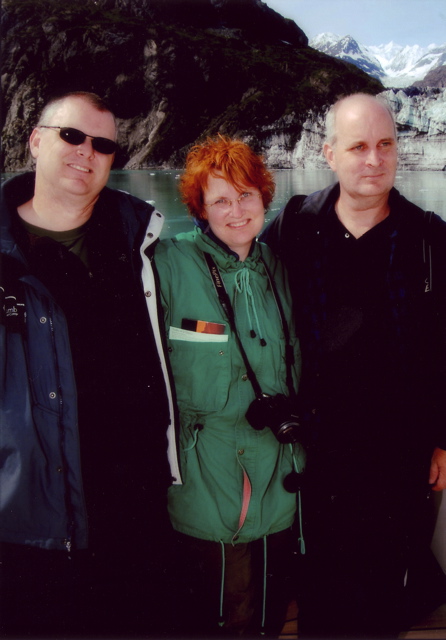 glacier_bay_three_people